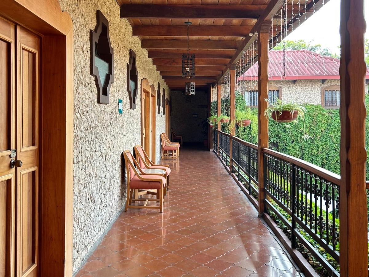 Hotel Del Patio Flores Exterior photo