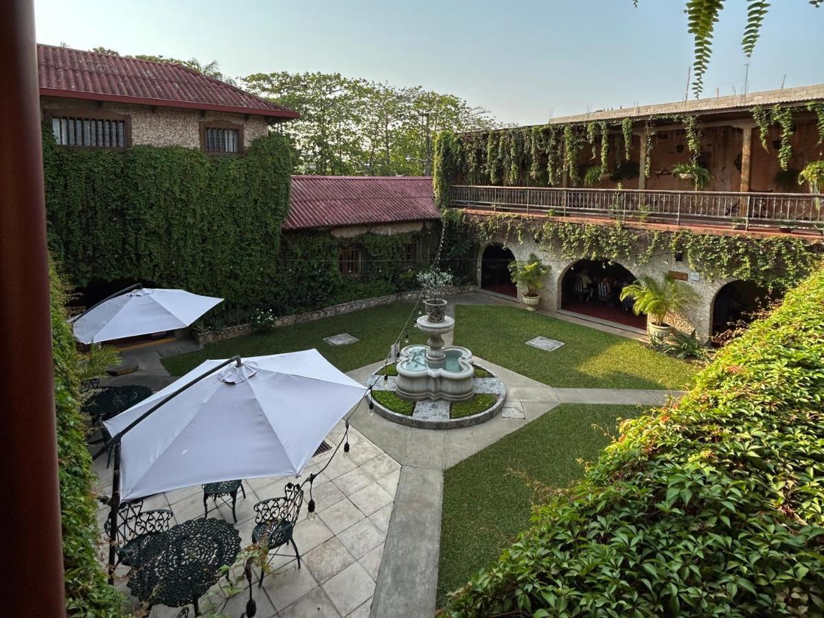 Hotel Del Patio Flores Exterior photo