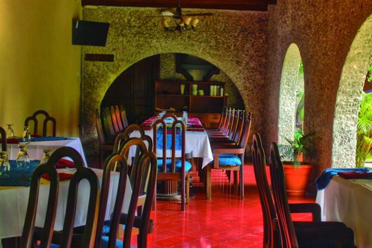 Hotel Del Patio Flores Exterior photo