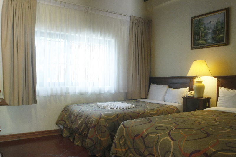 Hotel Del Patio Flores Exterior photo