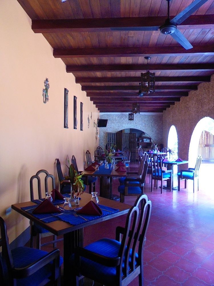 Hotel Del Patio Flores Exterior photo