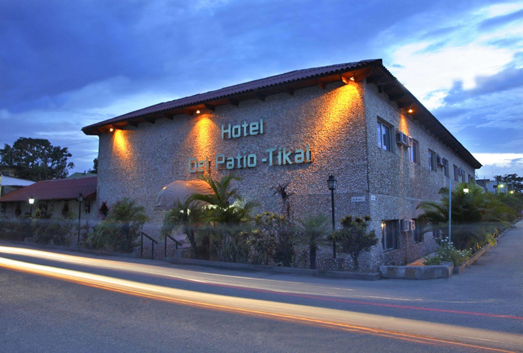 Hotel Del Patio Flores Exterior photo