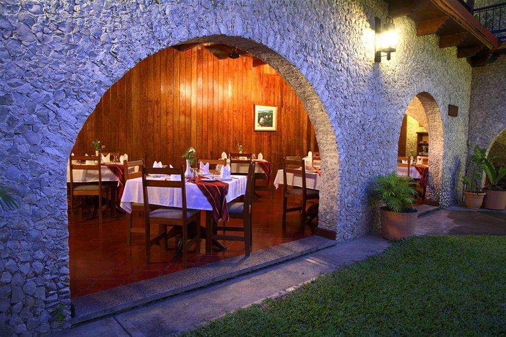 Hotel Del Patio Flores Exterior photo